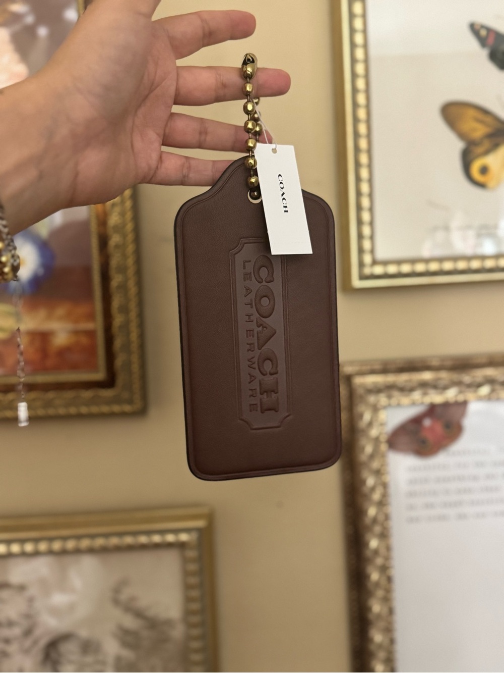 Coach XL chocolate brown hangtag